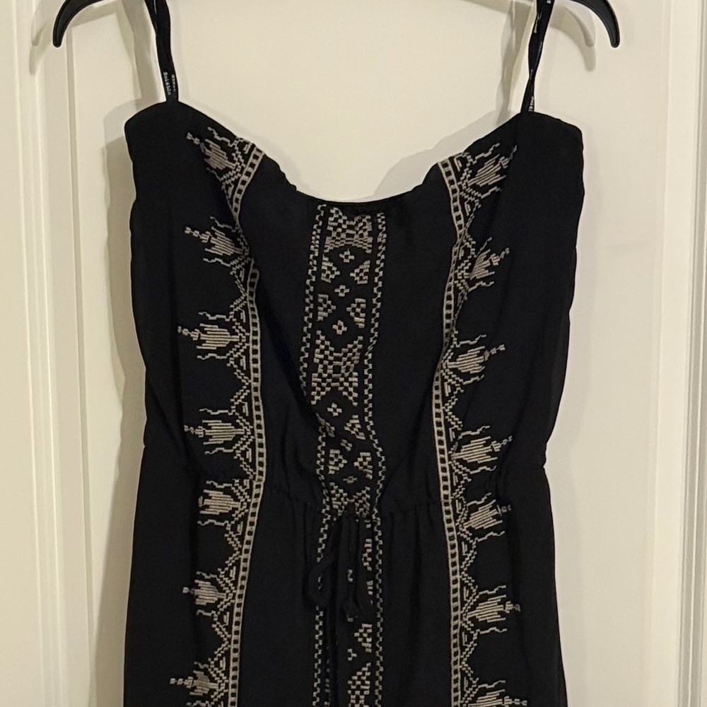 Soieblu, black strapless dress, size Large